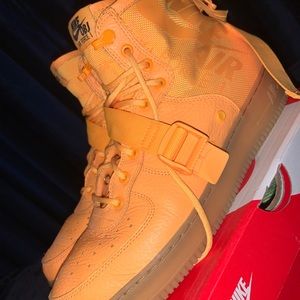 SF Air Force 1 Mid “OBJ”